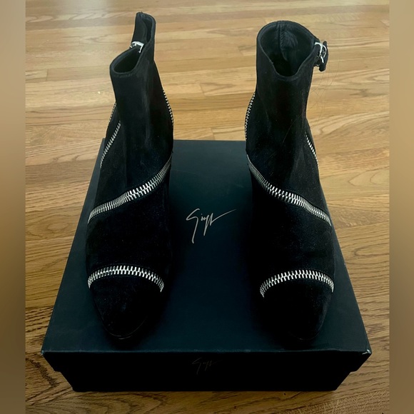 Giuseppe Zanotti Black Suede Guns 55 Zip Detail Ankle Boots - Picture 1 of 5